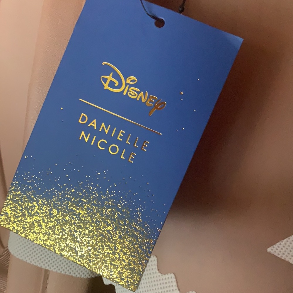 Danielle Nicole x Disney Alice Tea Party Minibkpk - Picture 3 of 9